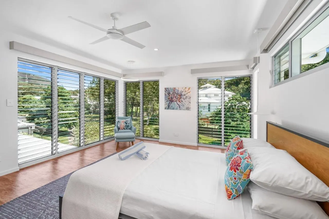 Belle Escapes Tranquil Waters Luxury Home Palm Cove Holiday home