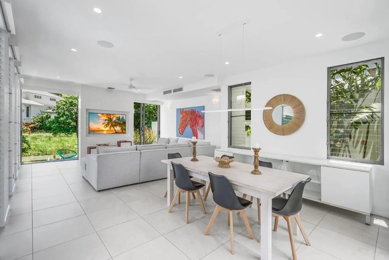 Belle Escapes Tranquil Waters Luxury Home Palm Cove Holiday home